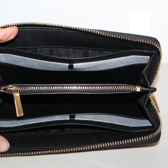 NWT TORY BURCH EMERSON ZIP CONTINENTAL WRISTLET BLACK CLUTCH BAG $278 - Picture 6 of 7
